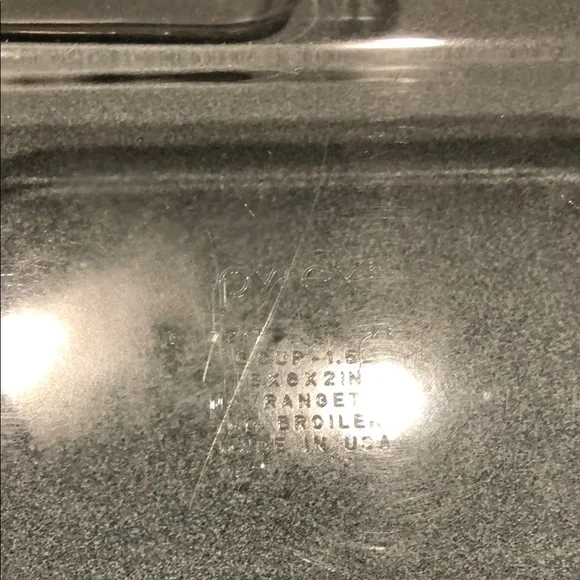 Pyrex Glass Storage Containers - Picture 3 of 3